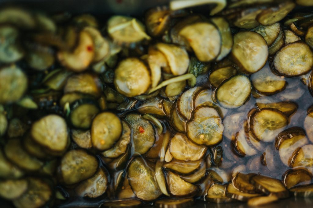 Homemade Refrigerator Pickles