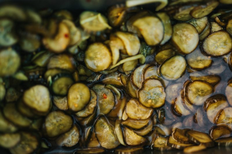 Homemade Refrigerator Pickles